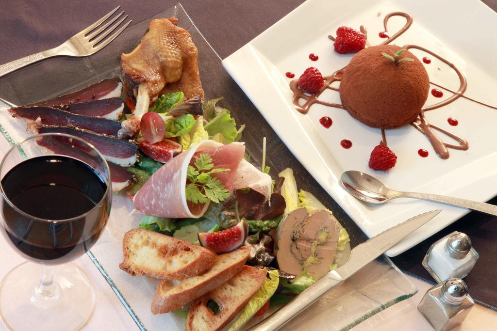 Hotel Le Relais Des Champs Южени-ле-Ба Екстериор снимка