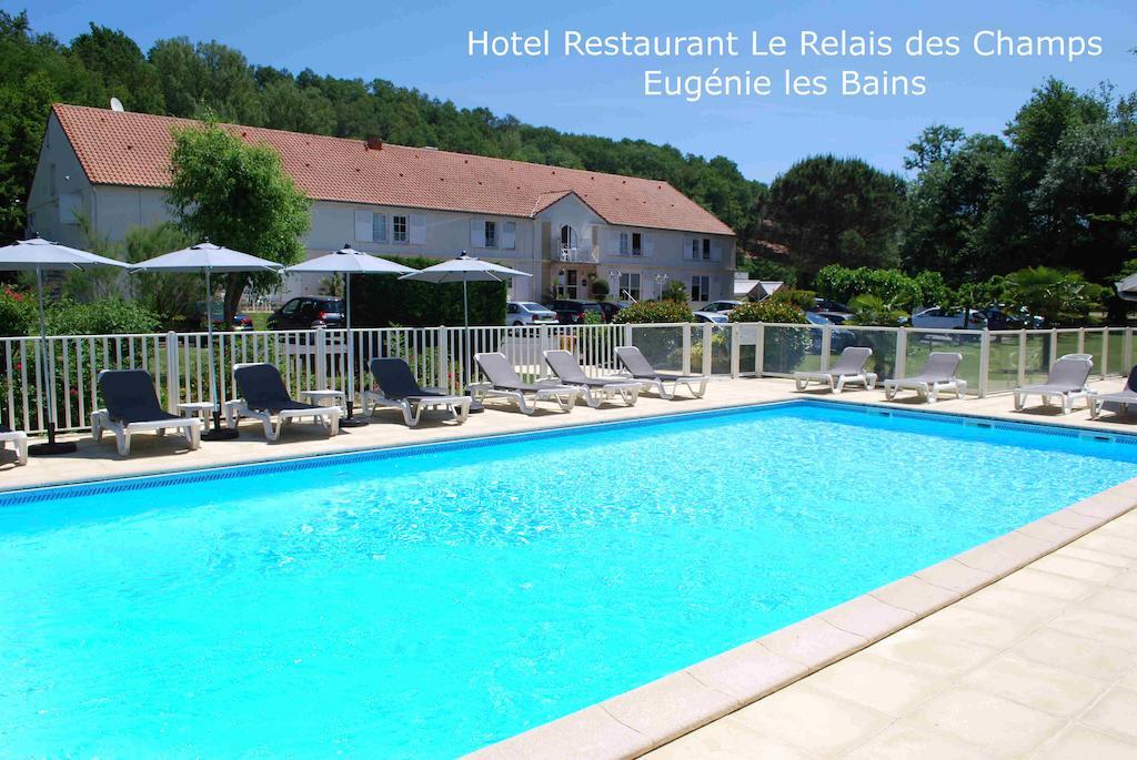Hotel Le Relais Des Champs Южени-ле-Ба Екстериор снимка