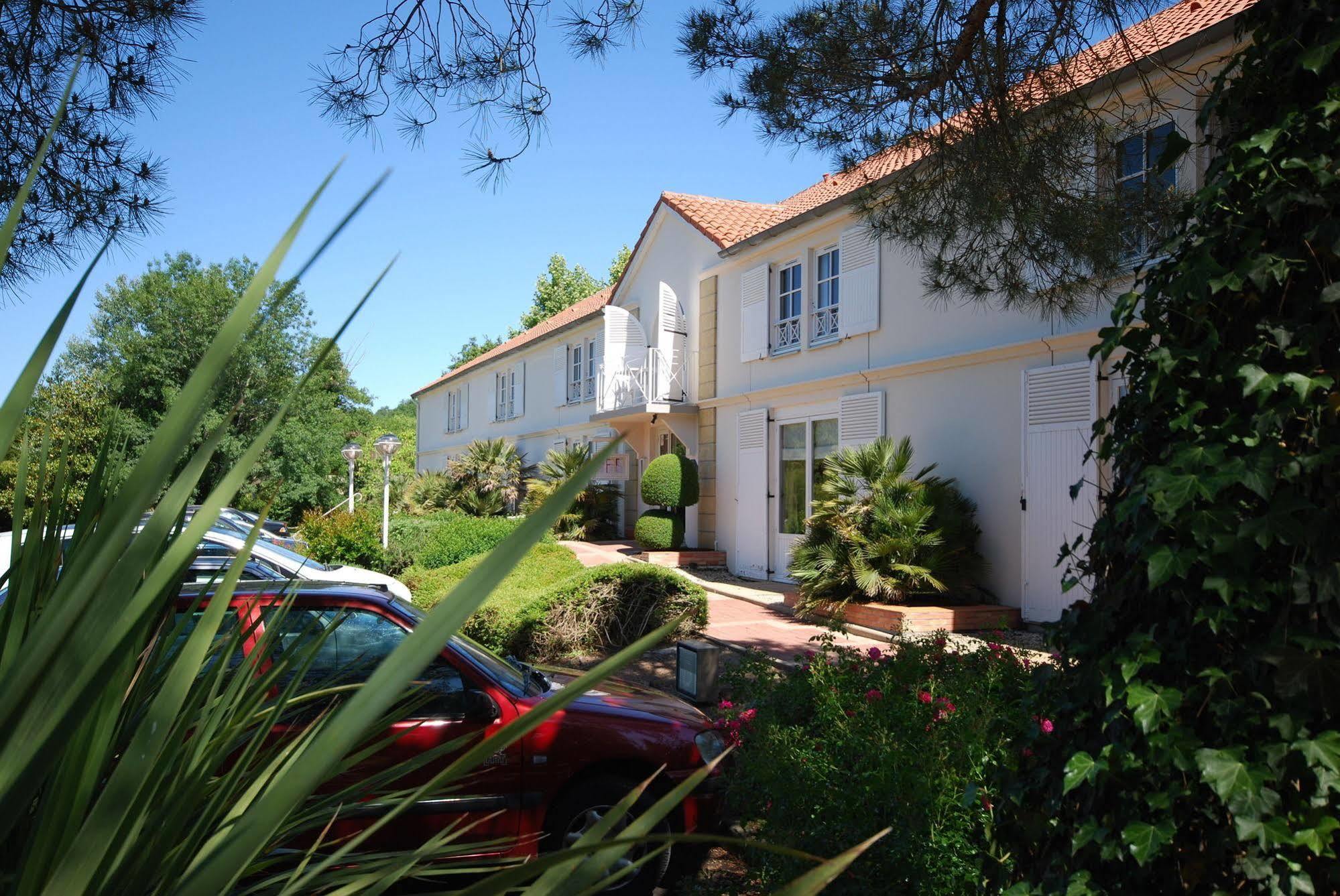 Hotel Le Relais Des Champs Южени-ле-Ба Екстериор снимка