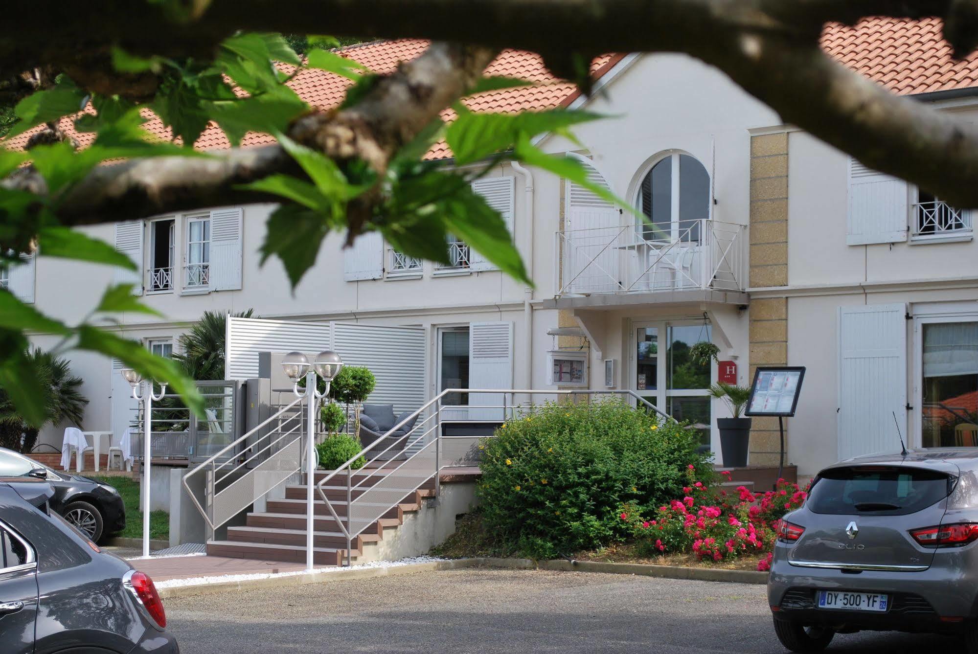 Hotel Le Relais Des Champs Южени-ле-Ба Екстериор снимка